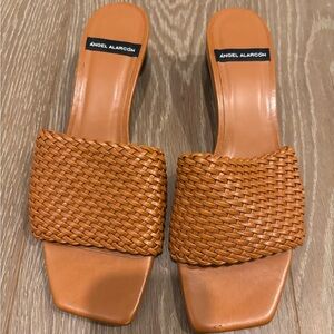 Angel Alarcón Tan Woven Sandals